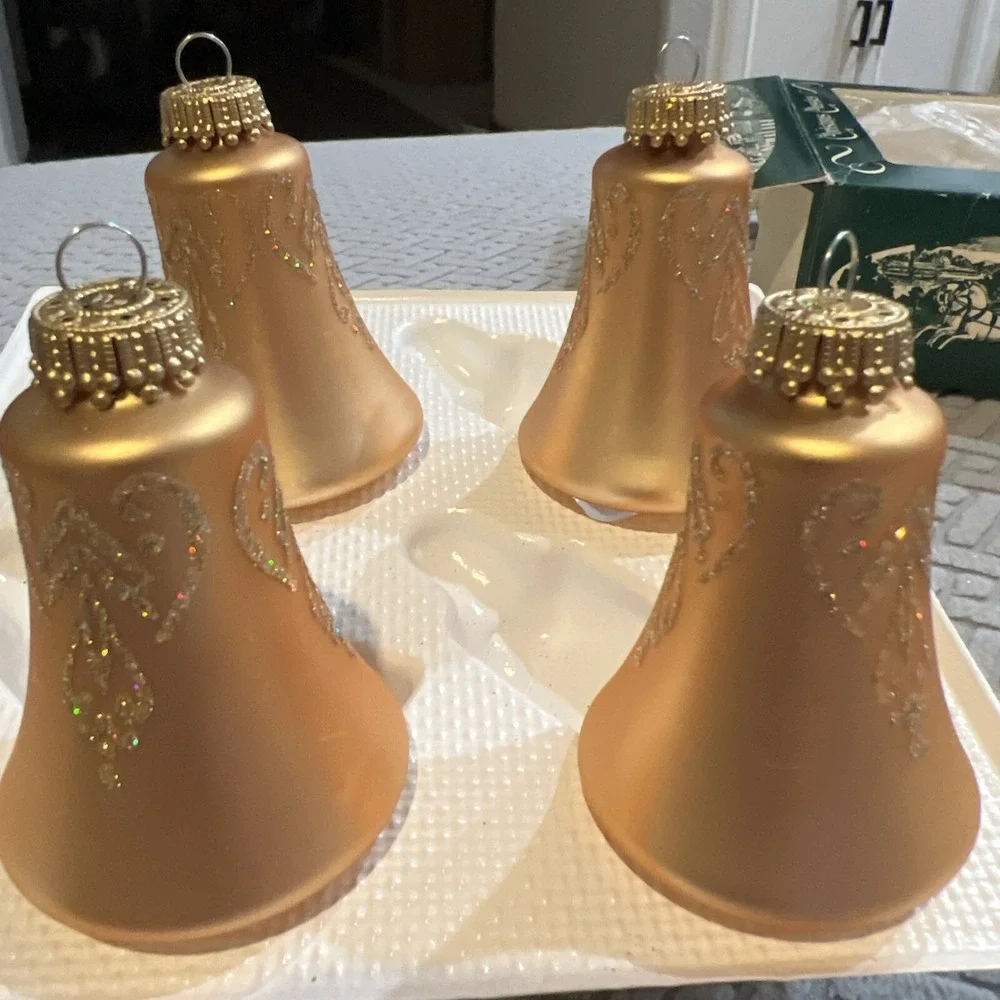 Krebs (4) Glass Bell Ornaments Hand Decorated Yellow/Gold Color In Box